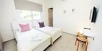 Oceanview Luxury 059 פרוטאראס